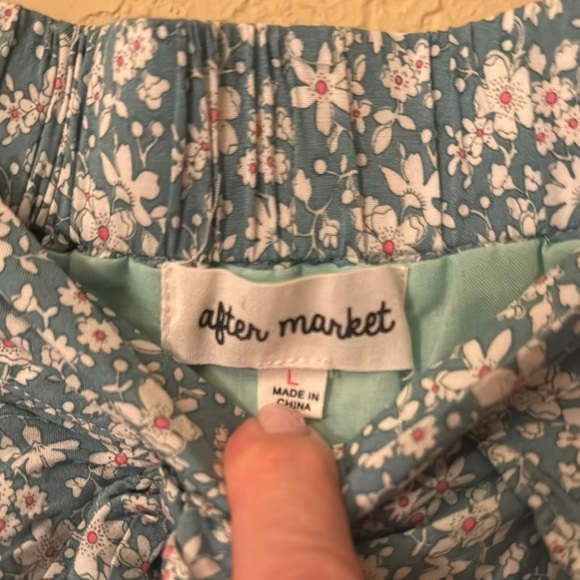 Green Ruffled Wrap Mini Skirt - Picture 2 of 3